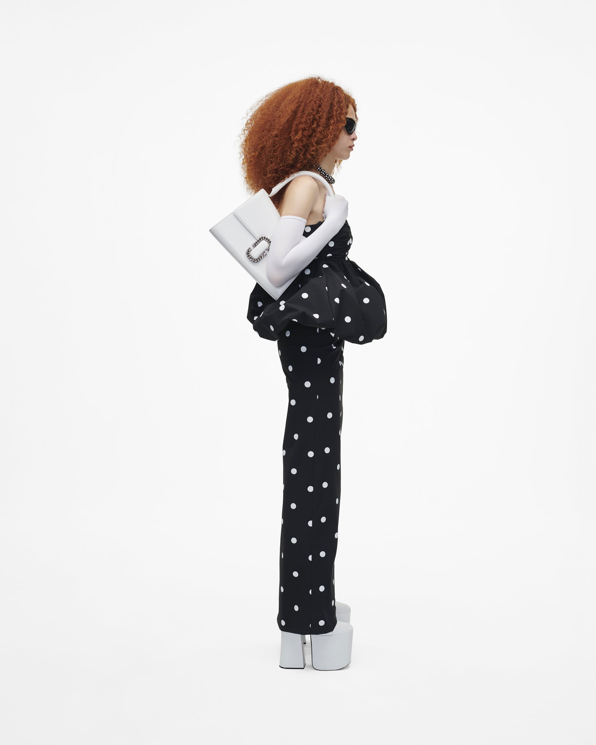 THE LARGE TOP HANDLE