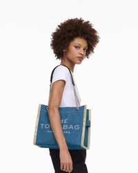 THE MEDIUM TOTE