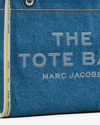 THE MEDIUM TOTE