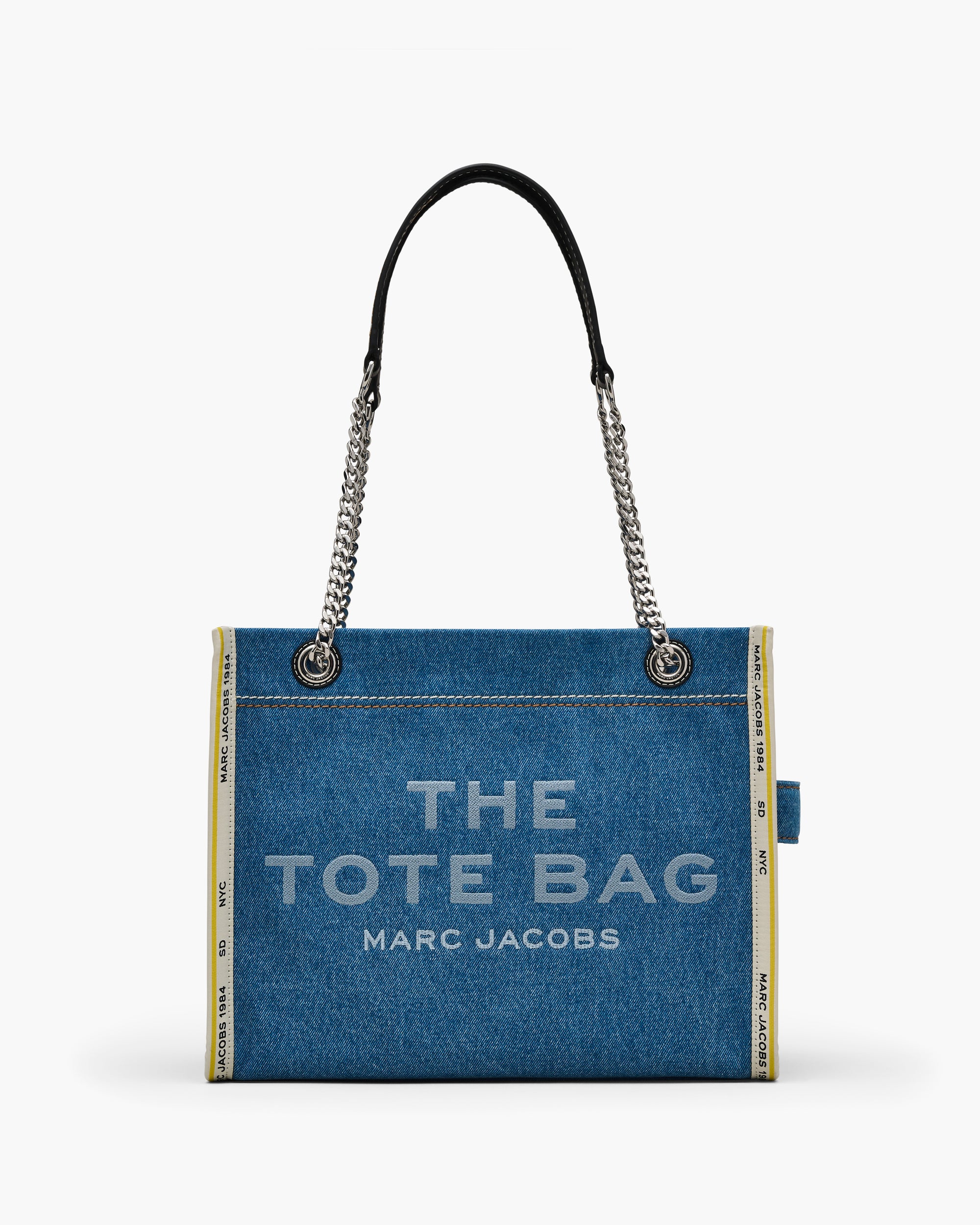THE MEDIUM TOTE