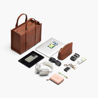 THE MEDIUM TOTE