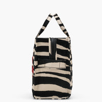 THE MEDIUM TOTE