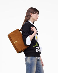 THE LARGE DUAL SHOULDER