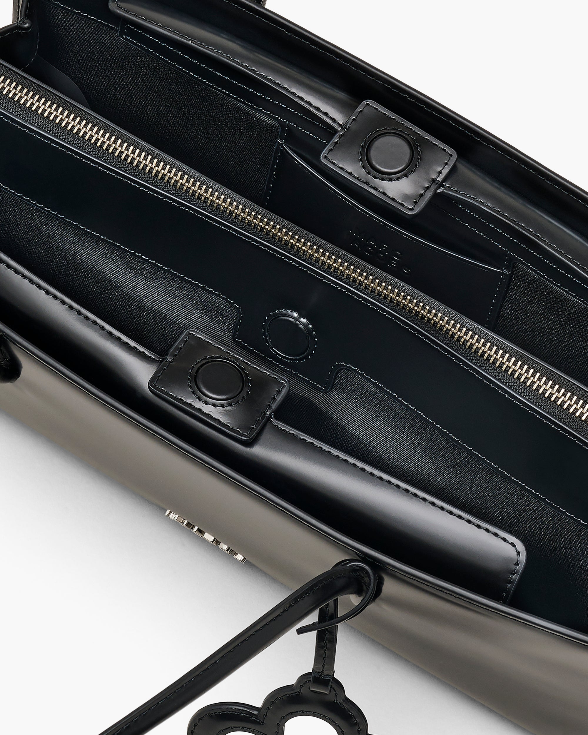THE MIRROR SATCHEL