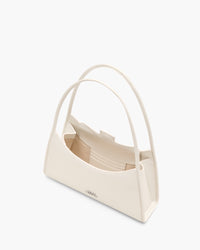 THE CLAW CLIP SHOULDER