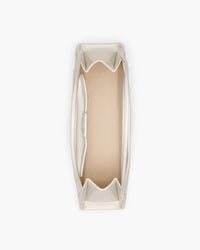 THE CLAW CLIP SHOULDER