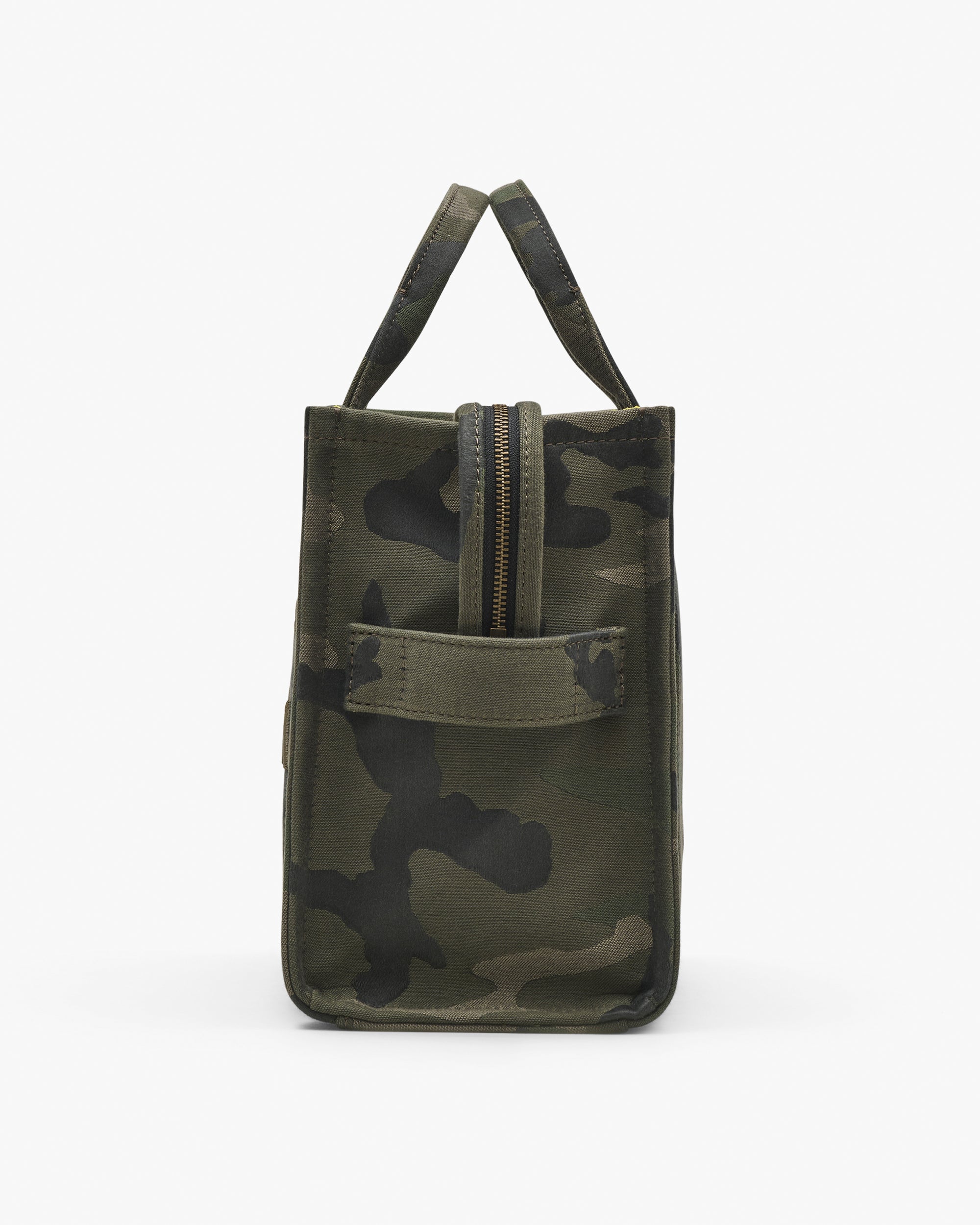 THE MEDIUM TOTE