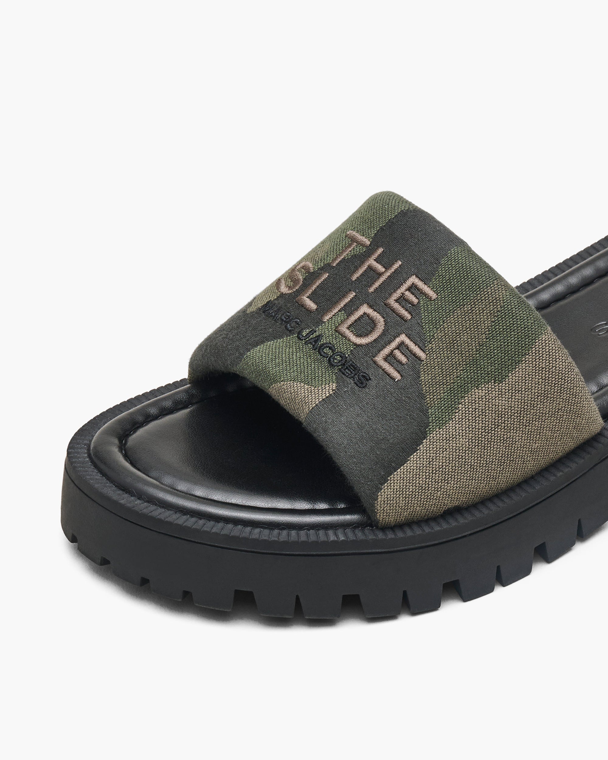 Z NO STOCK / NO TITLE - Camo