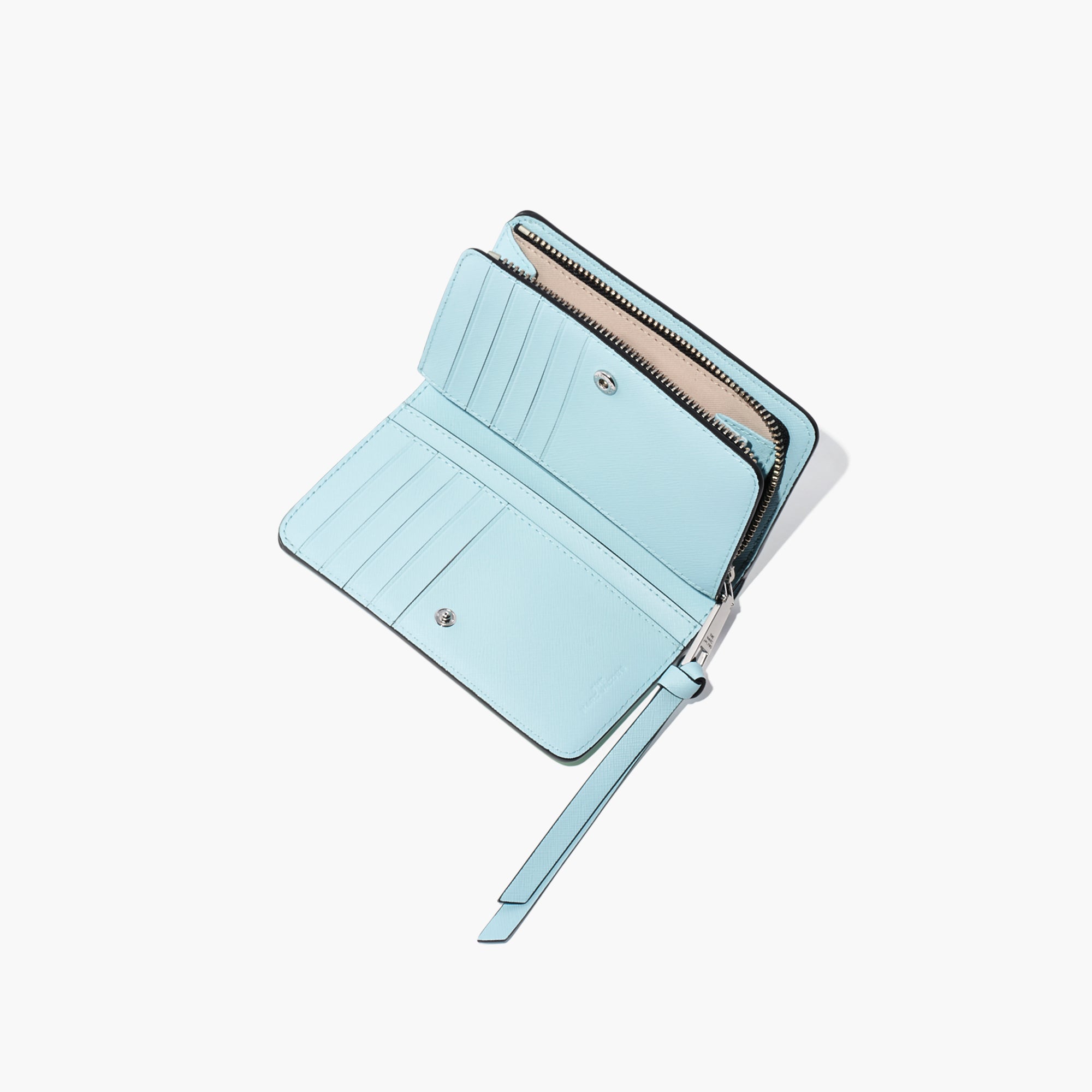 COMPACT WALLET