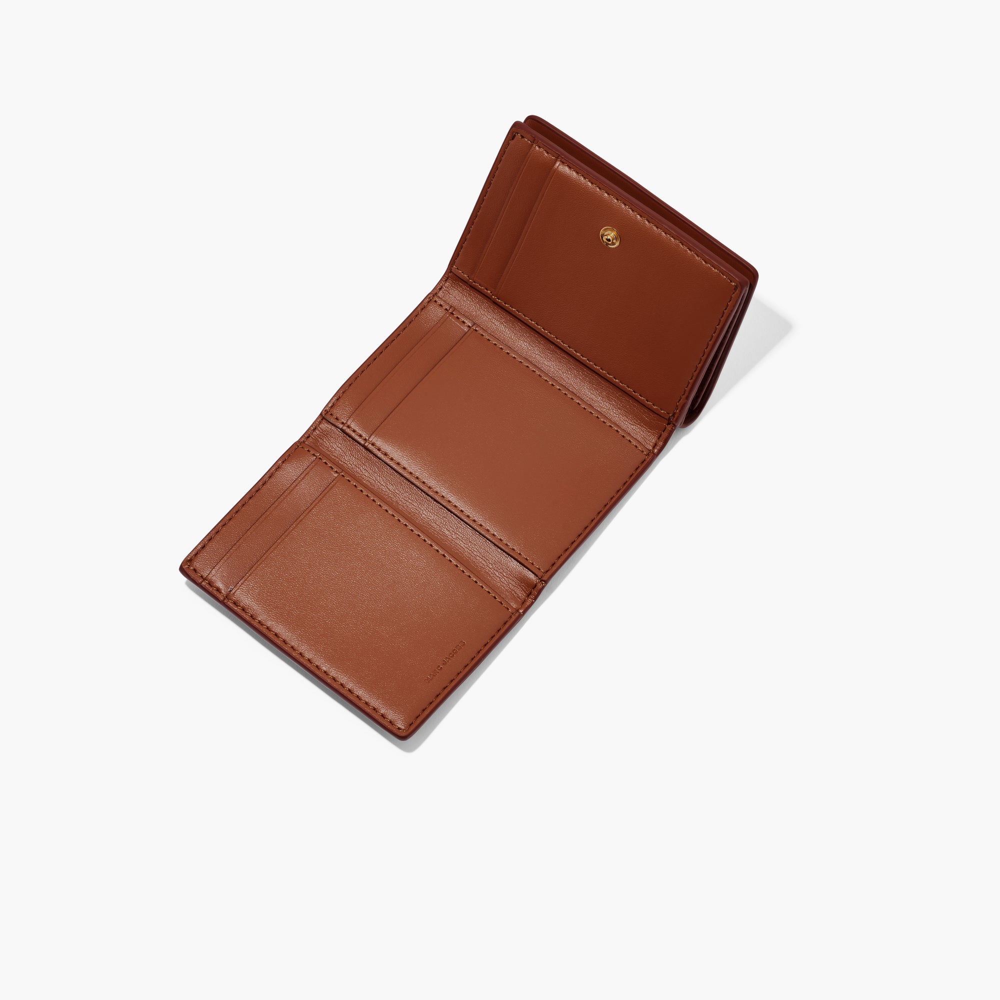 THE MEDIUM TRIFOLD