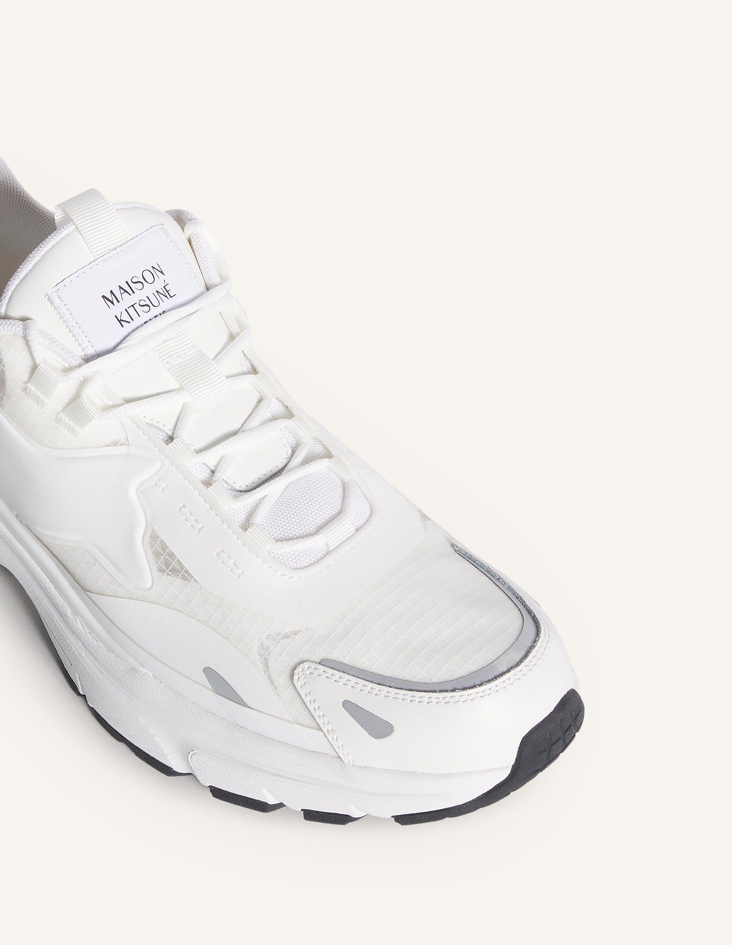 "Sora" Runners - White
