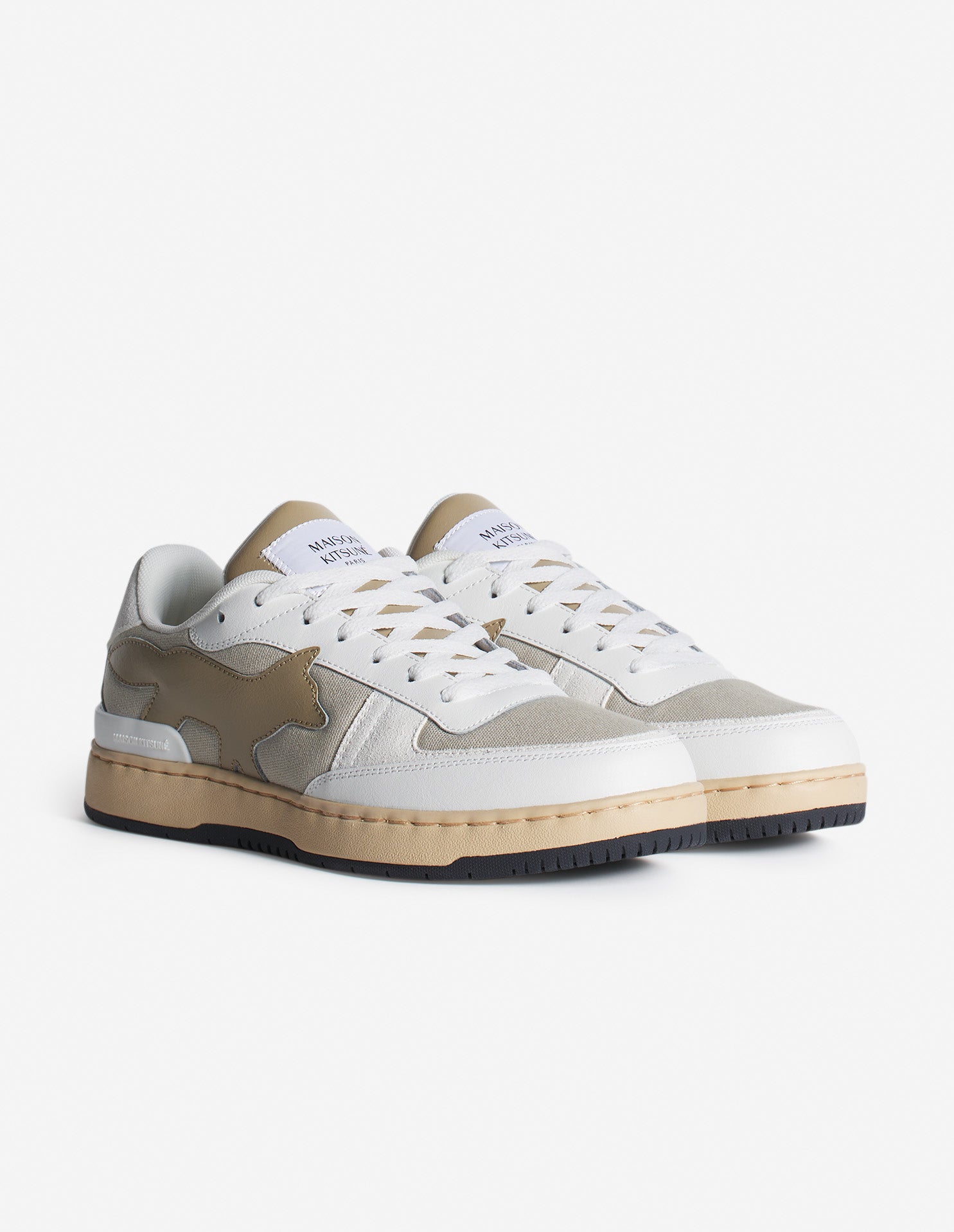 Chiru Trainers - Medium Grey/White