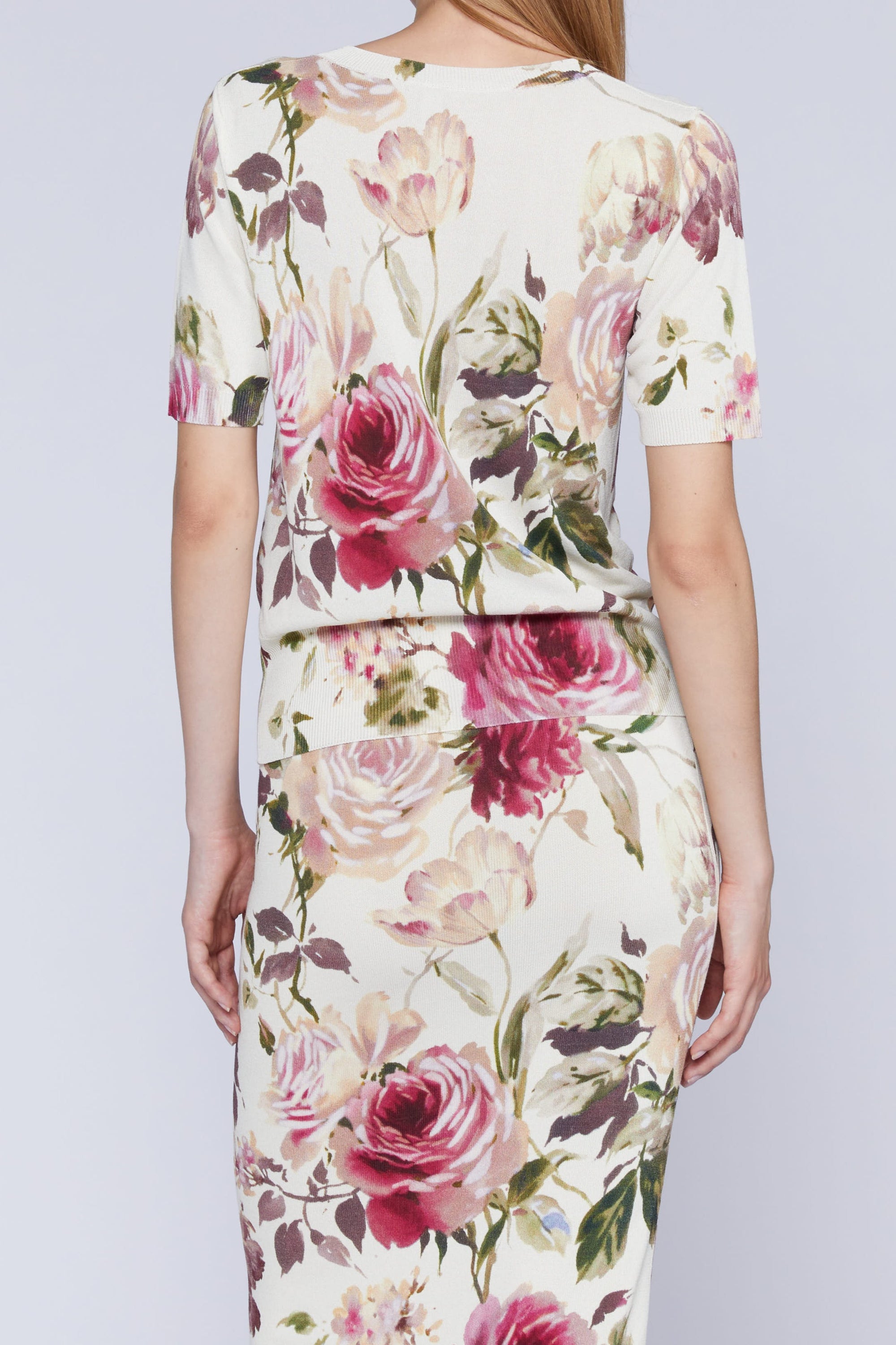 CARDIGAN MANCHES COURTES IMPRIMÉ ROSES