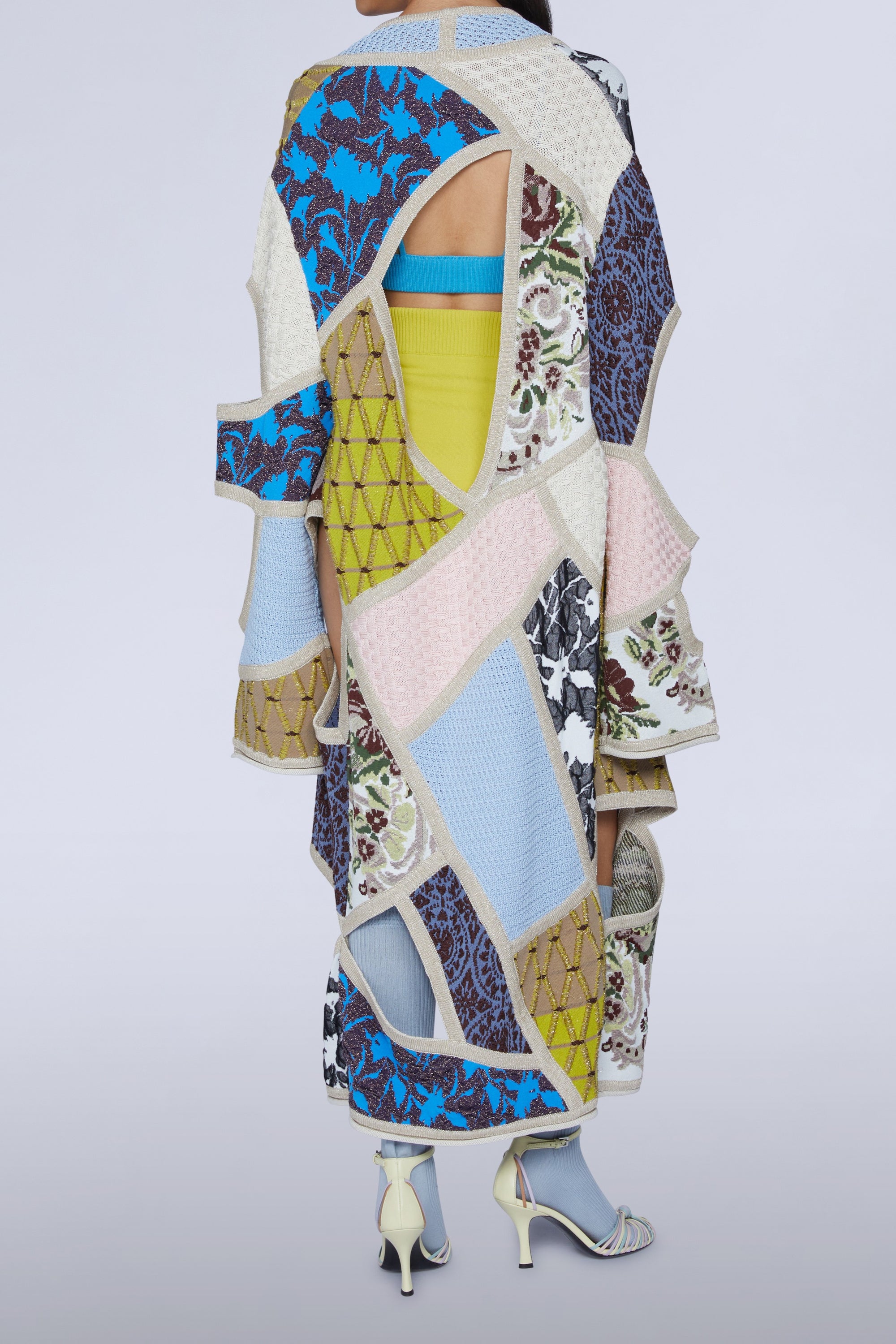PULL OUVERT AVEC PATCH