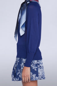 HAUT TRICOTÉ BLEU MANCHES LONGUES