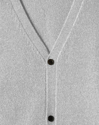 Fitted cashmere cardigan with hammered armholes - Givre