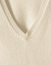 Slim-fit V-neck cashmere and silk slit jumper - Canvas