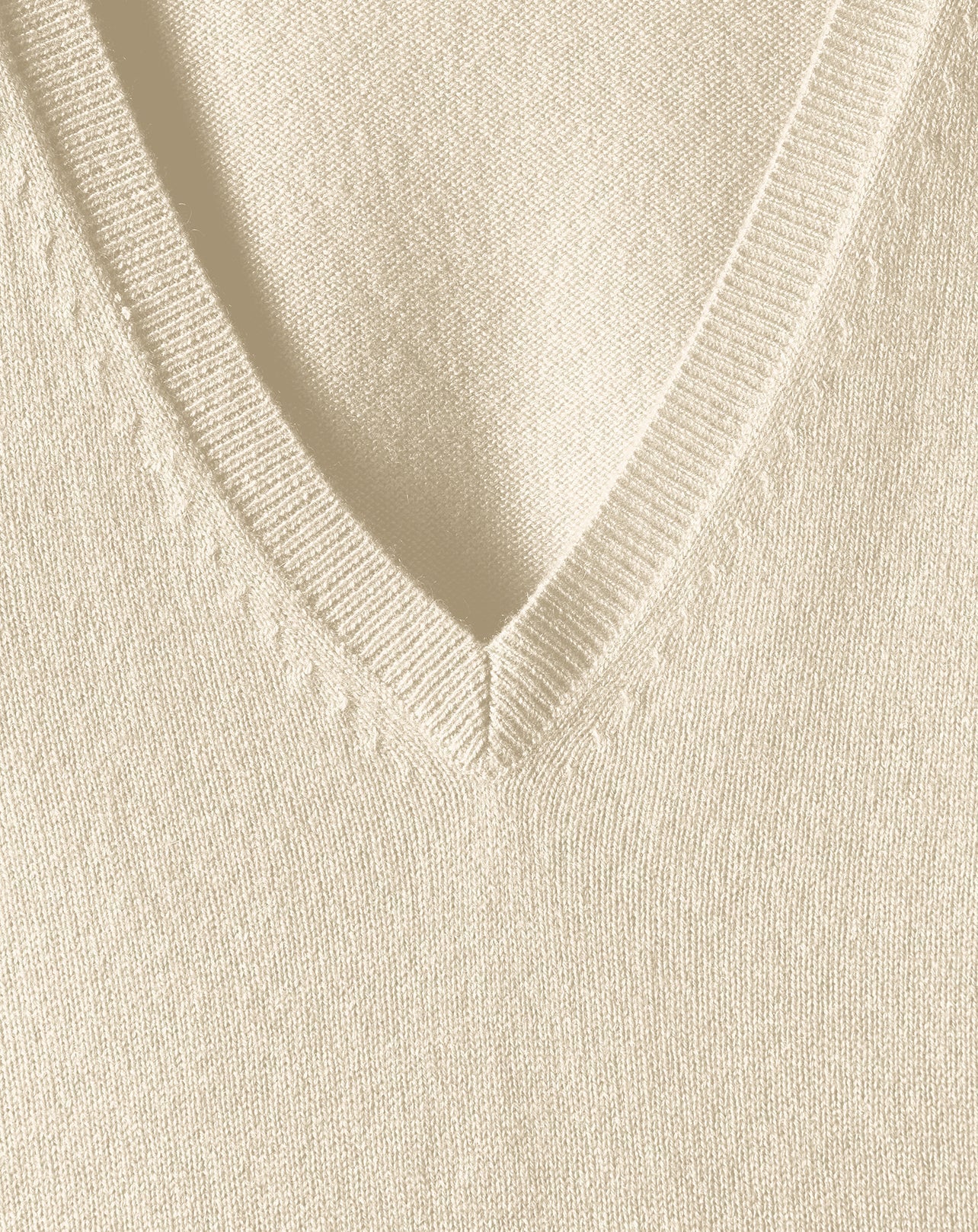 Slim-fit V-neck cashmere and silk slit jumper - Canvas