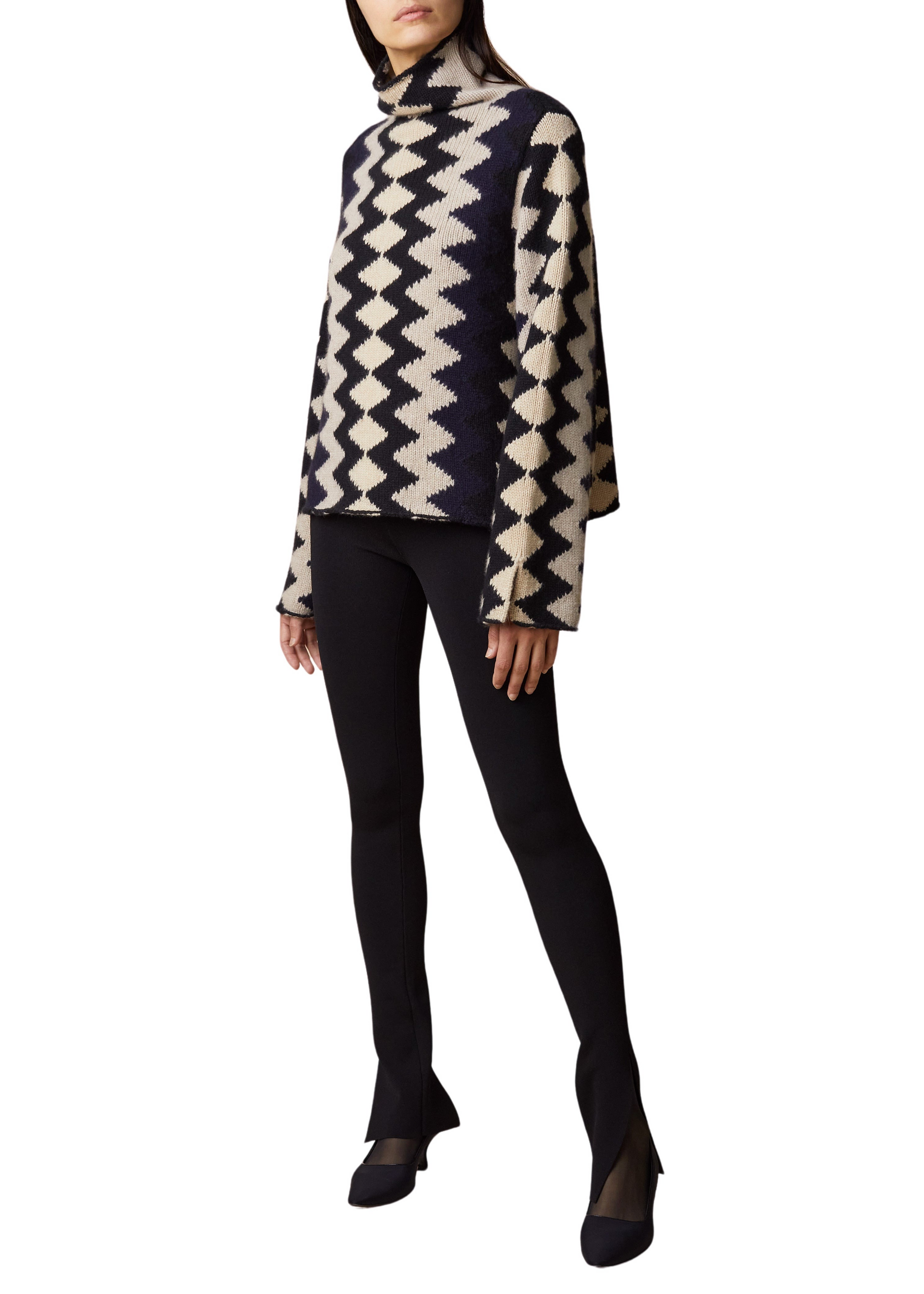 Molly sweater in cashmere - Navy Zig Zag Intarsia