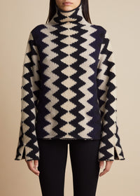 Pull Molly en cachemire - Navy Zig Zag Intarsia