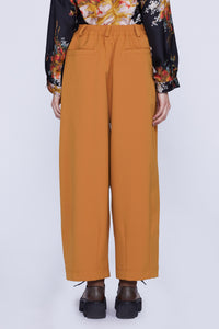 PANTALON LISSE AVEC ÉLASTIQUE EN TAILLE
