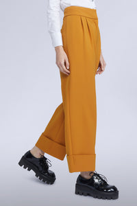 PANTALON AVEC REVERS