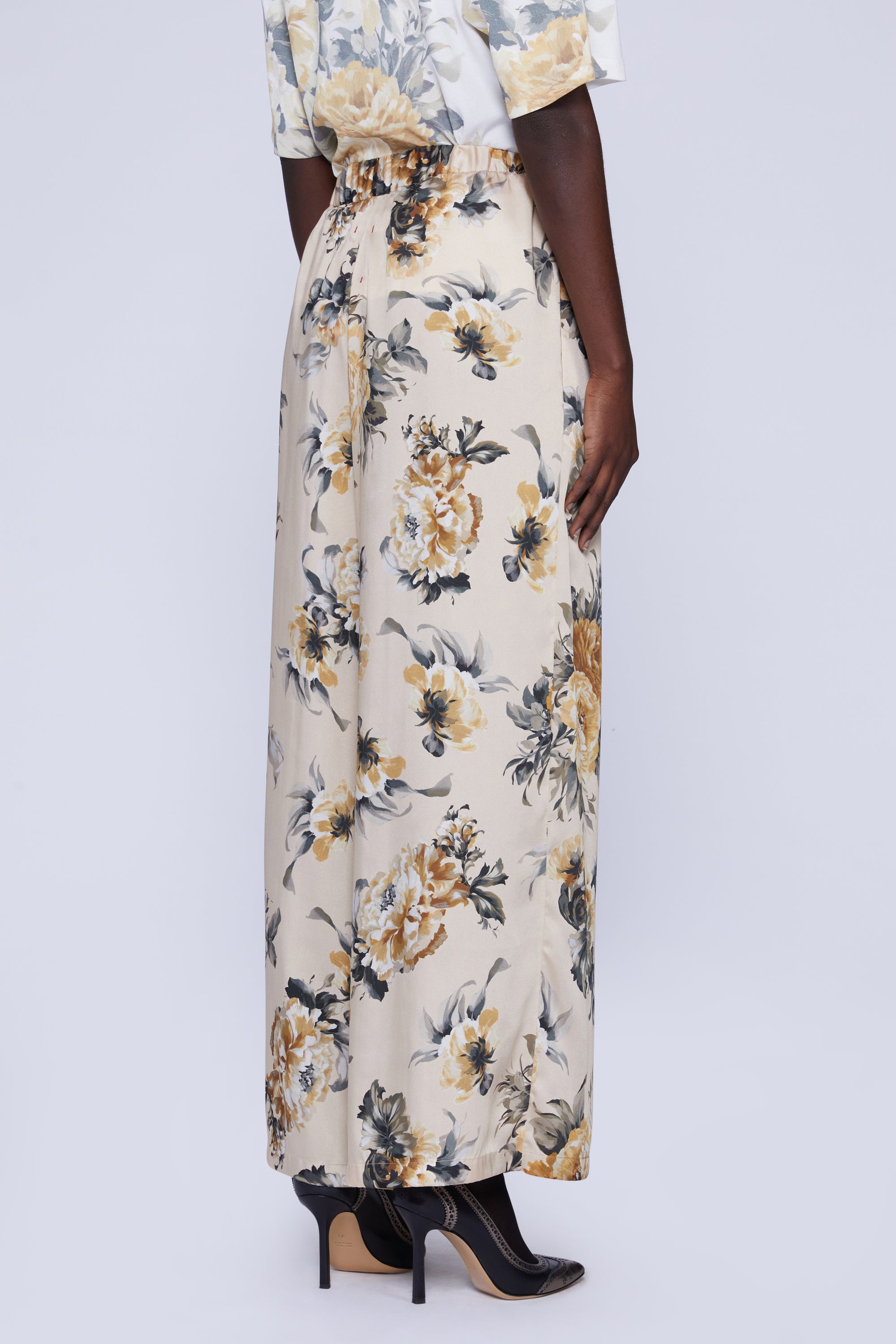 Pantalon avec élastique à la taille en soie - Crema Fantasia