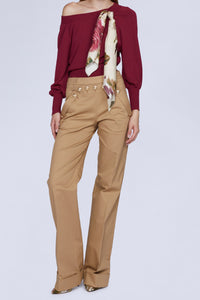 PANTALON AVEC BOUTONS