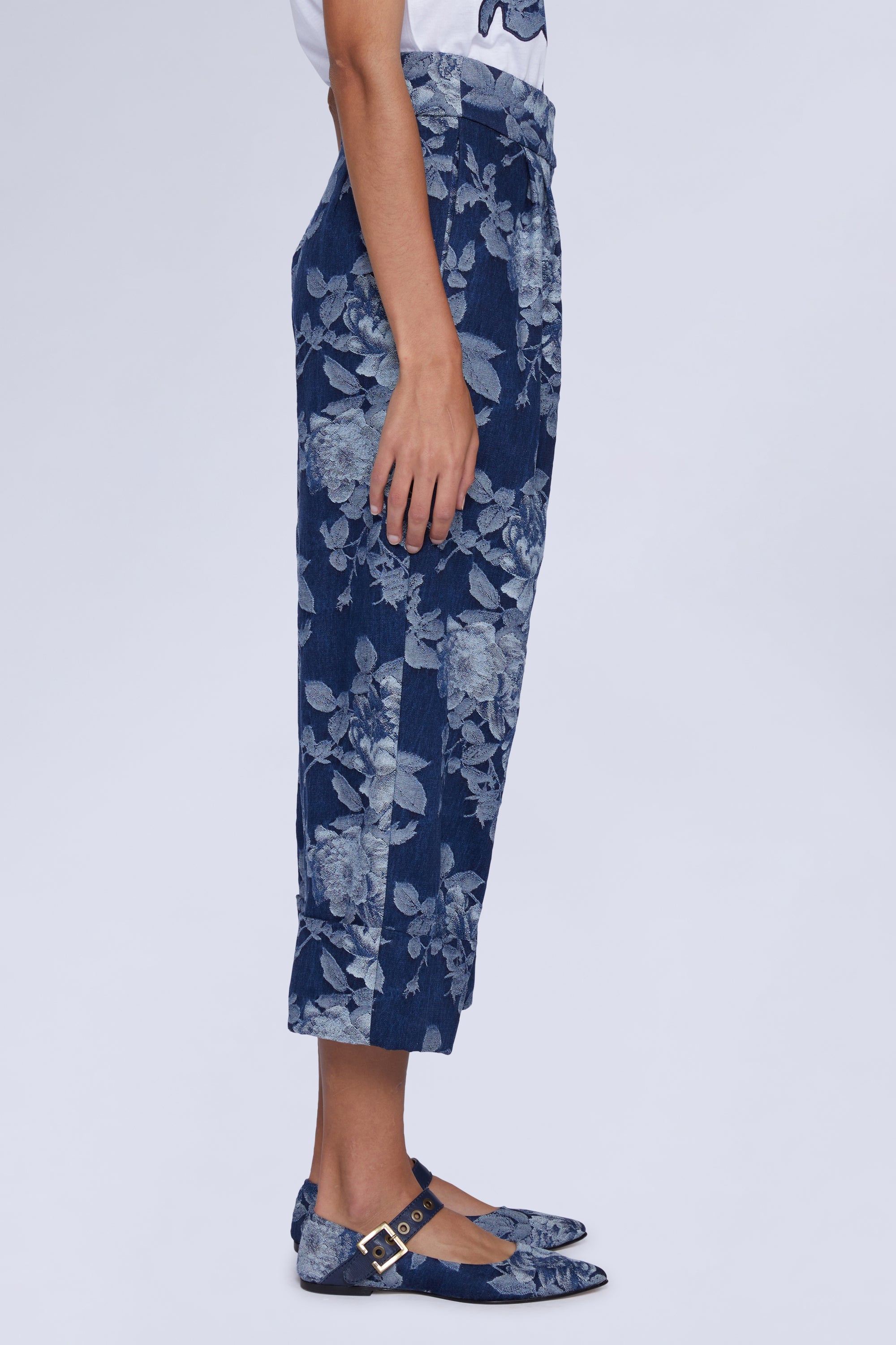 PANTALON AVEC REVERS