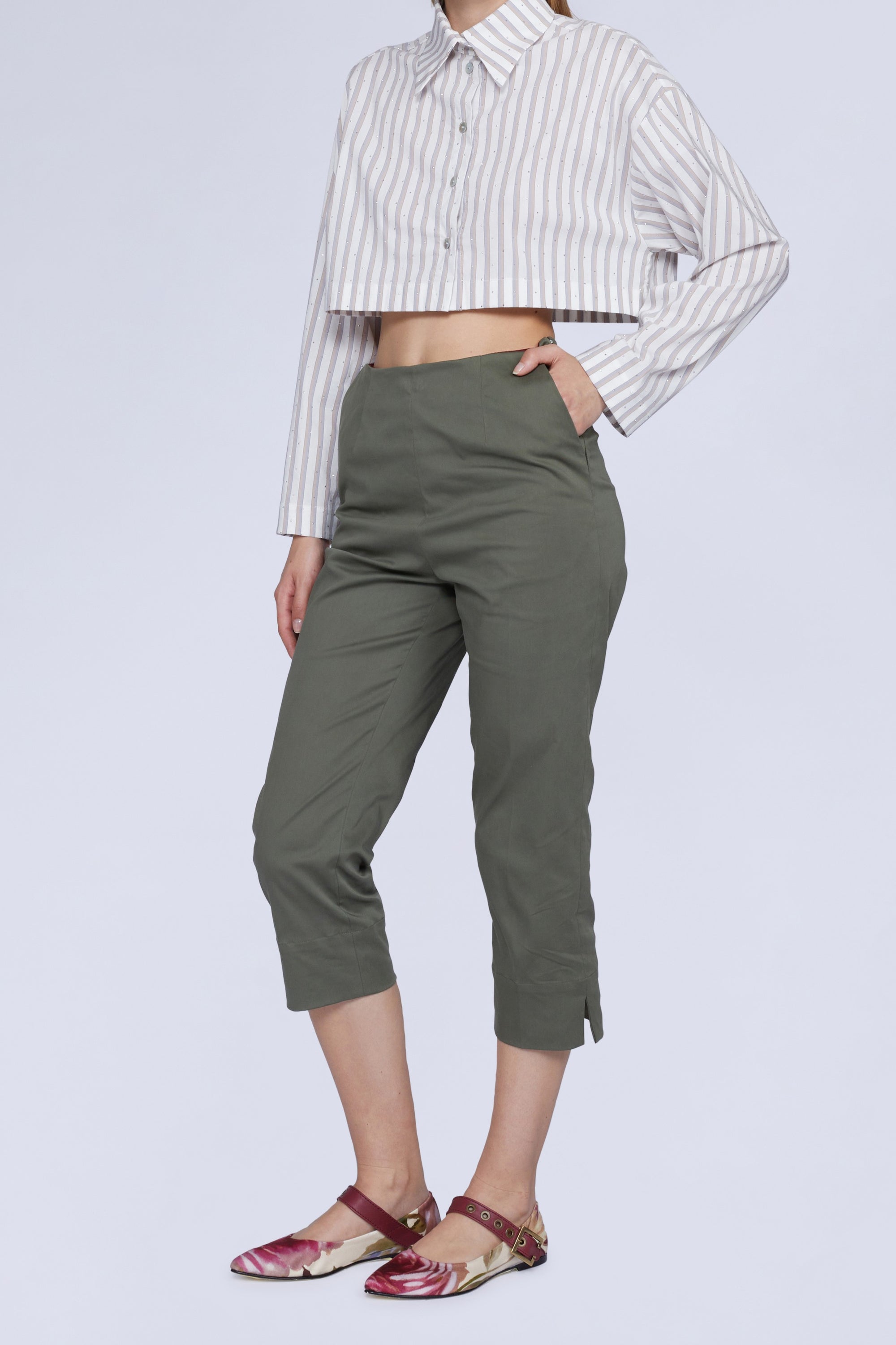 PANTALON CAPRI