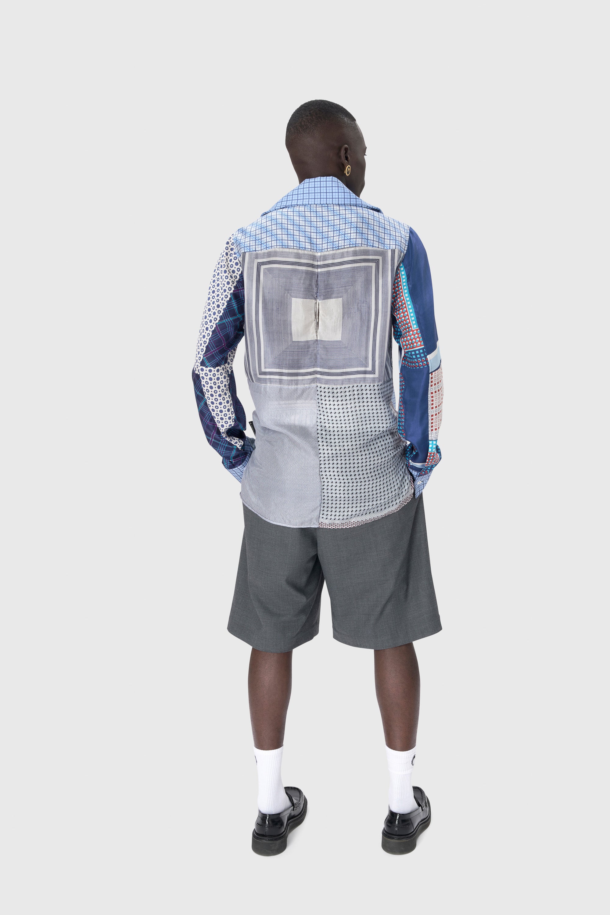 PRIX MARQUE : 270€_Grey Short - Grey