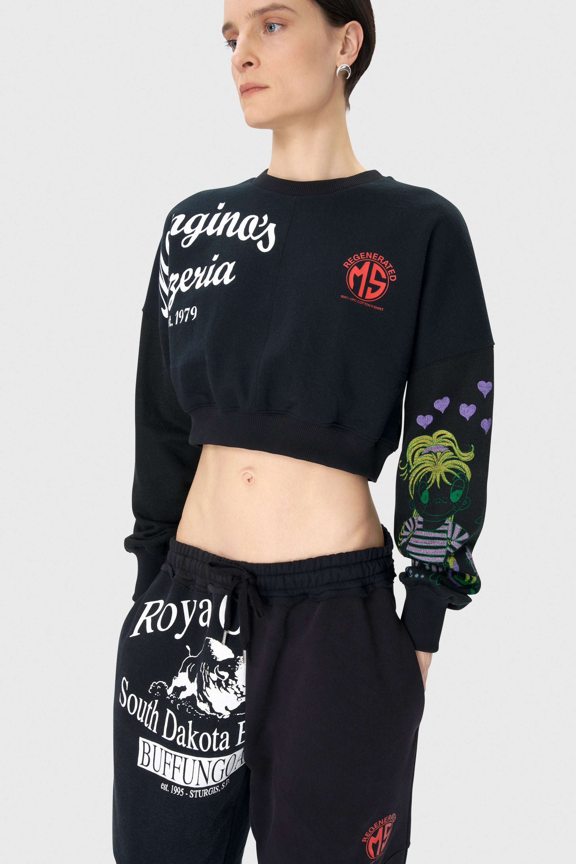 PRIX MARQUE : 250€_Black Pull - Black