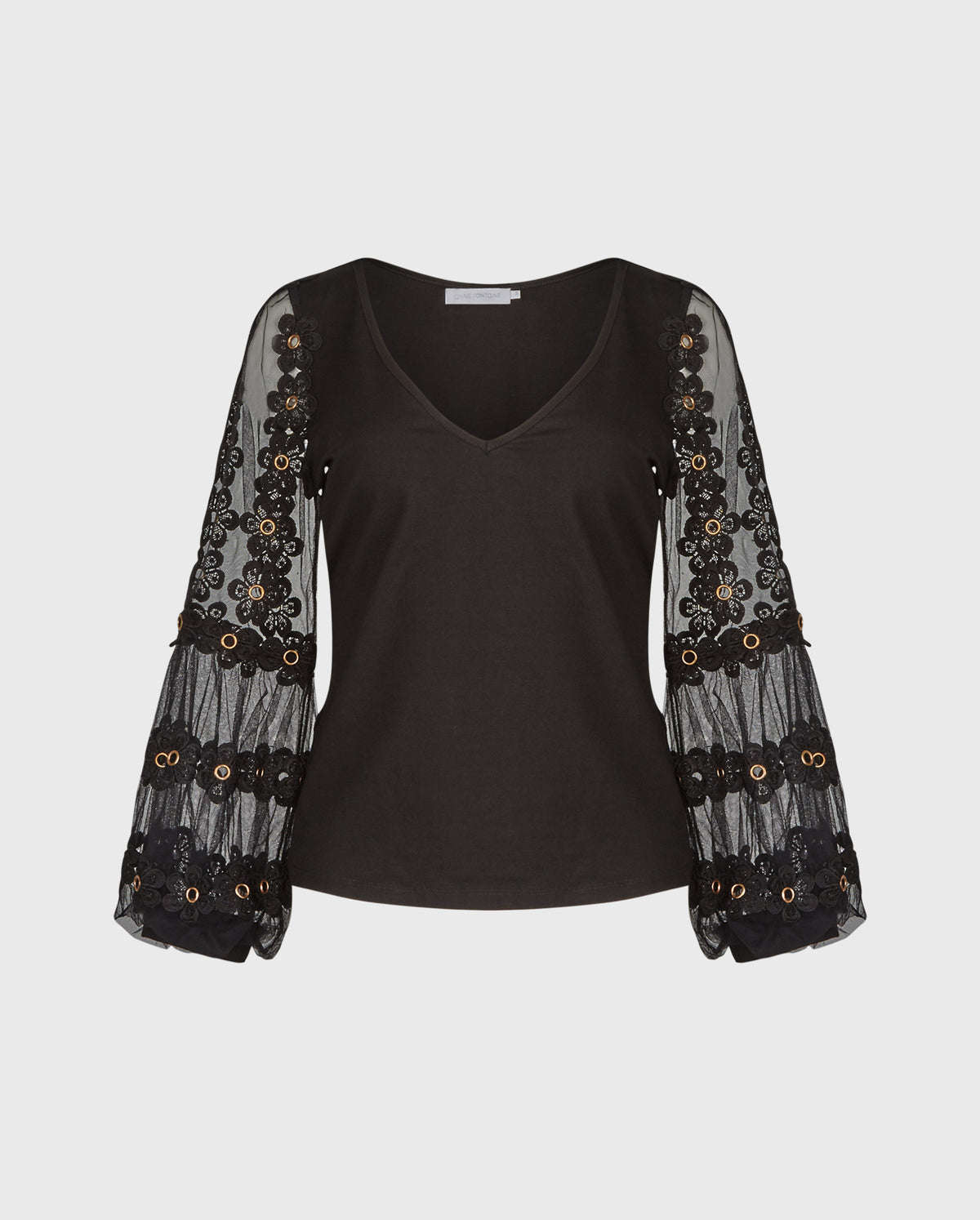 Black / T-Shirt Munira