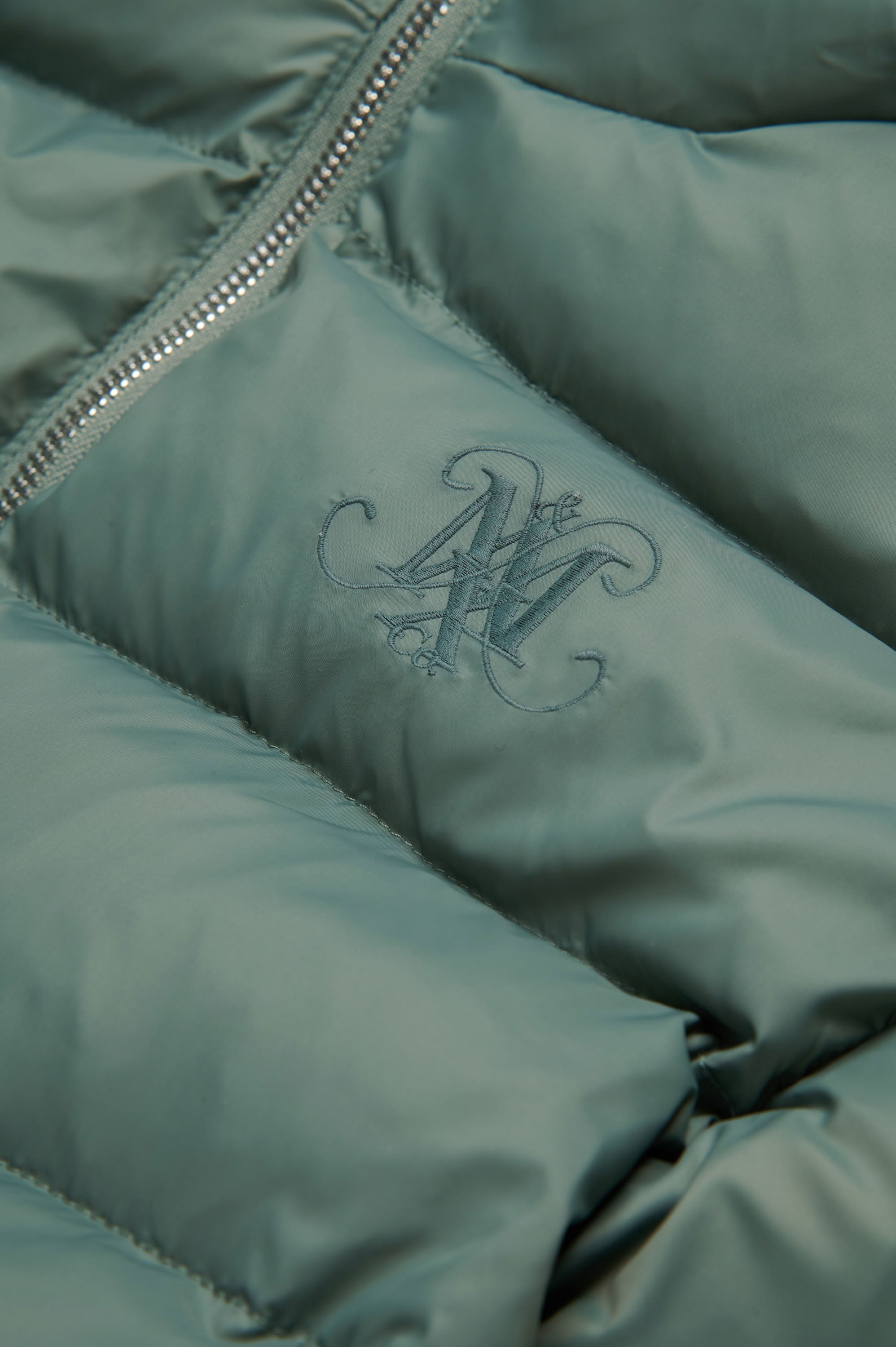 Long hooded down jacket - Laurel Wreath