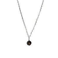 1qty NEW / Collier avec 1 quartz fumé -Blanc