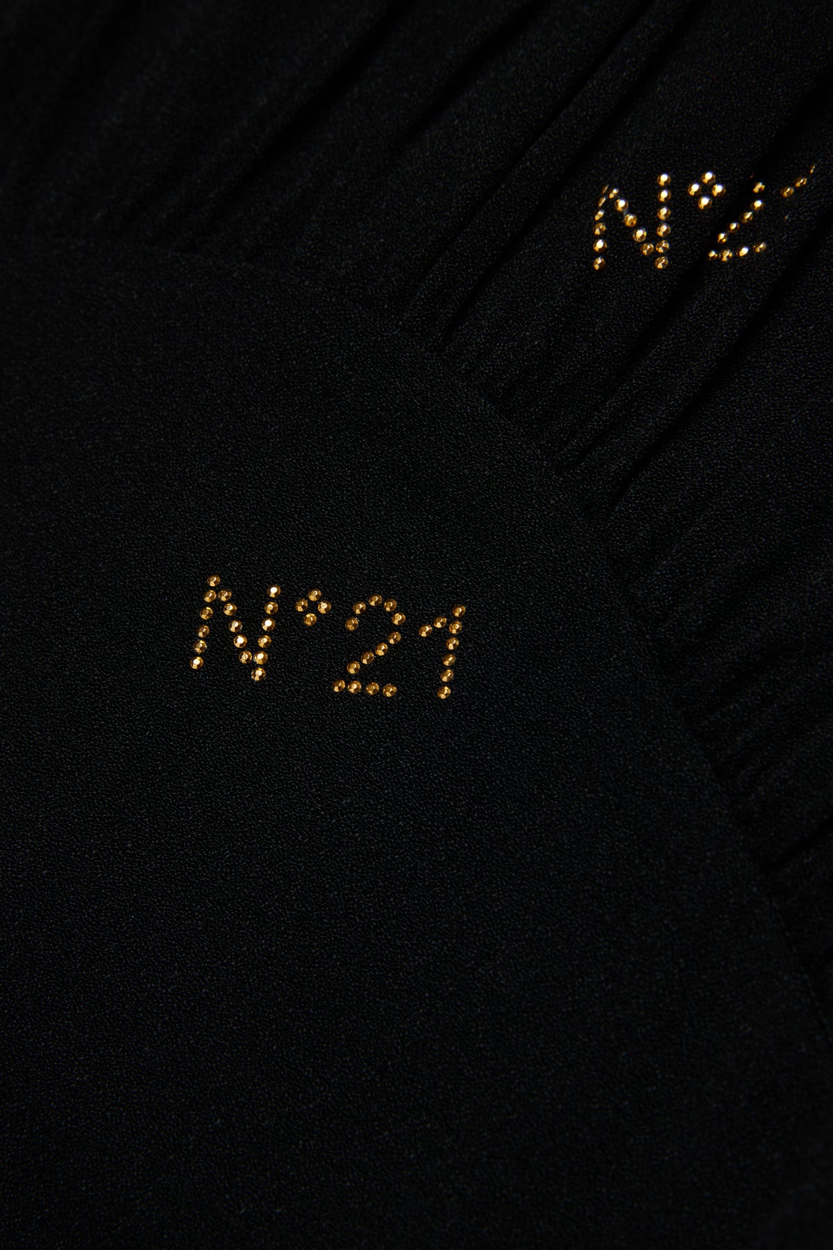 N2105WN0435 - 0N900