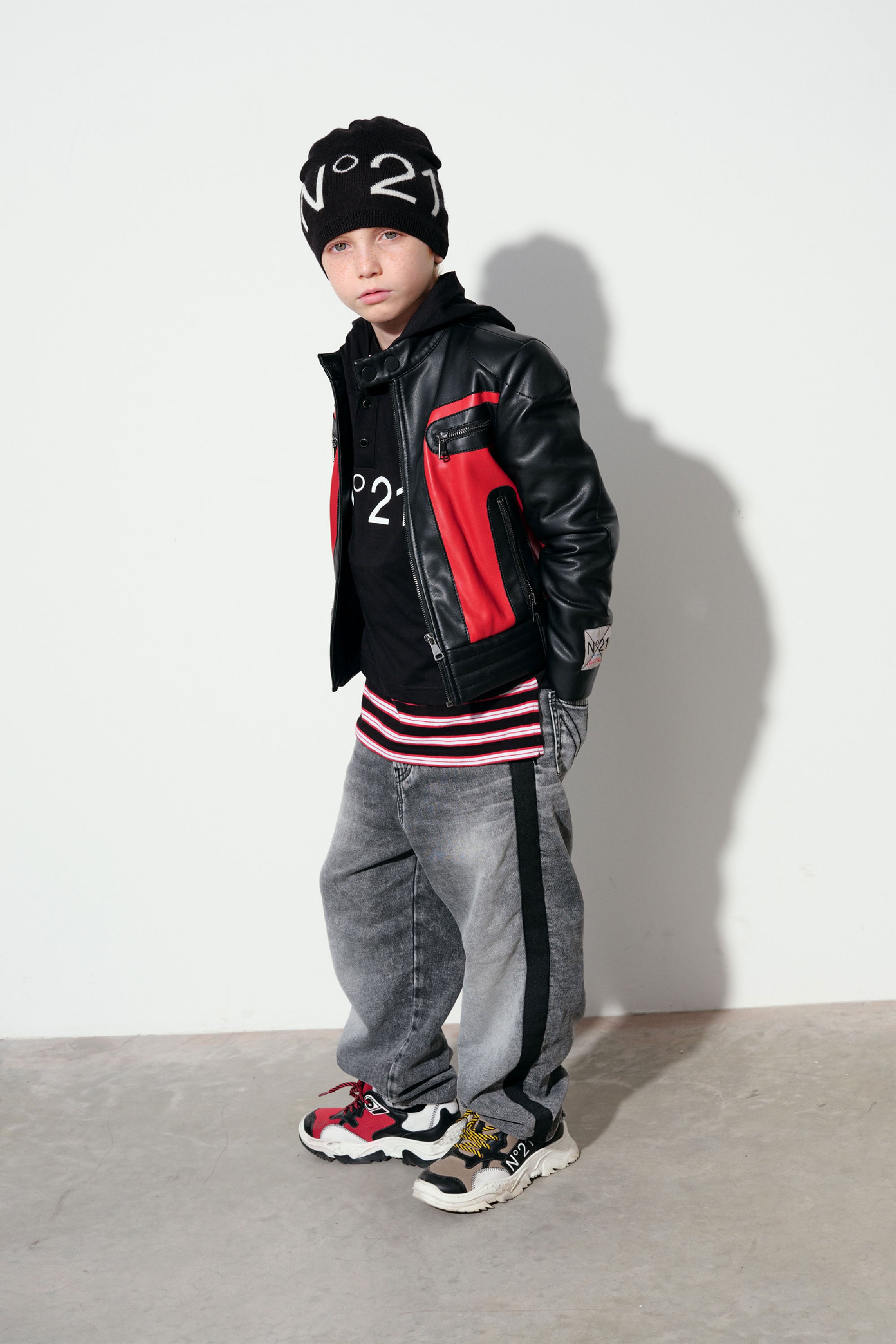 Jacket with logo - Black