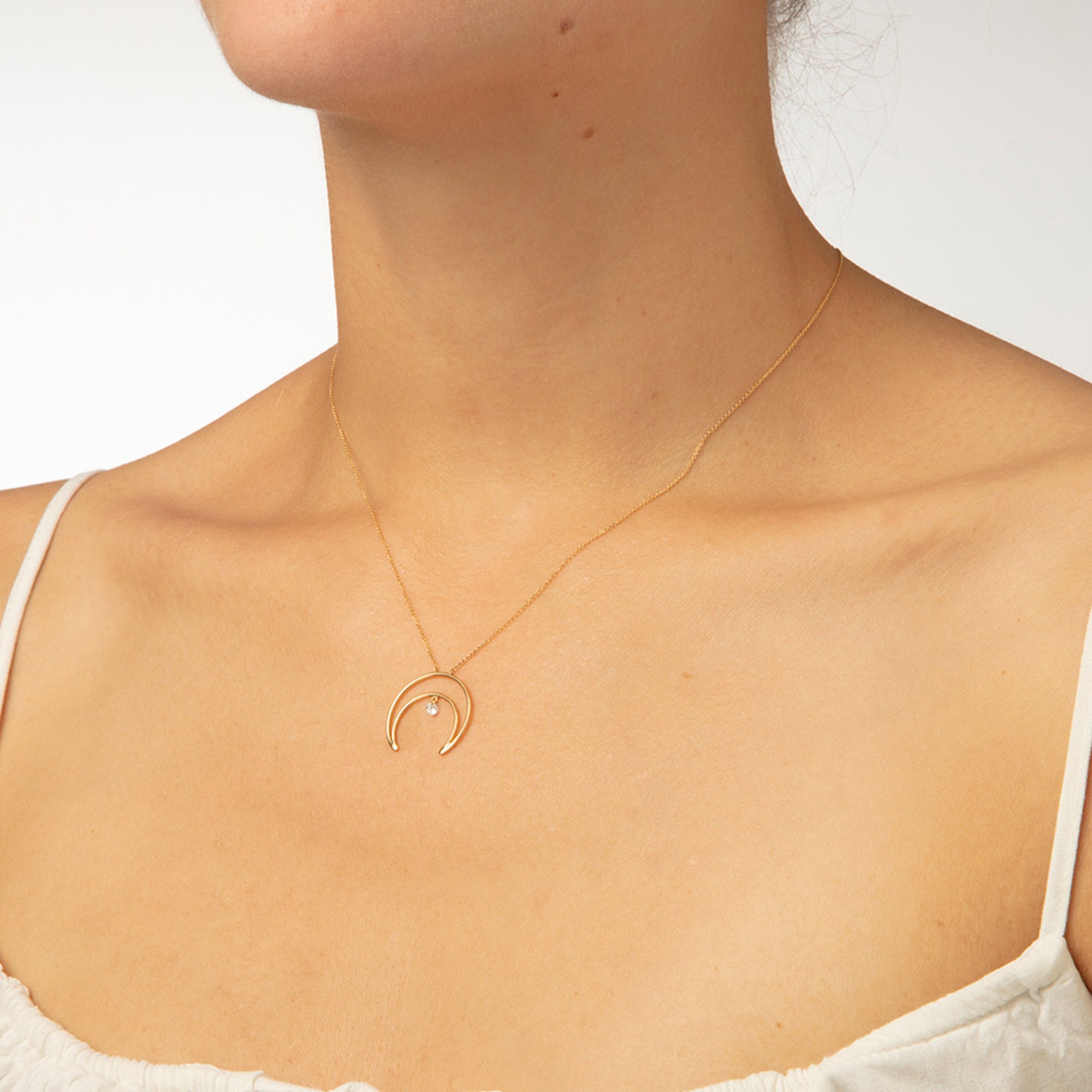 Collier Séléné Lune serti d'un diamant - Or Jaune