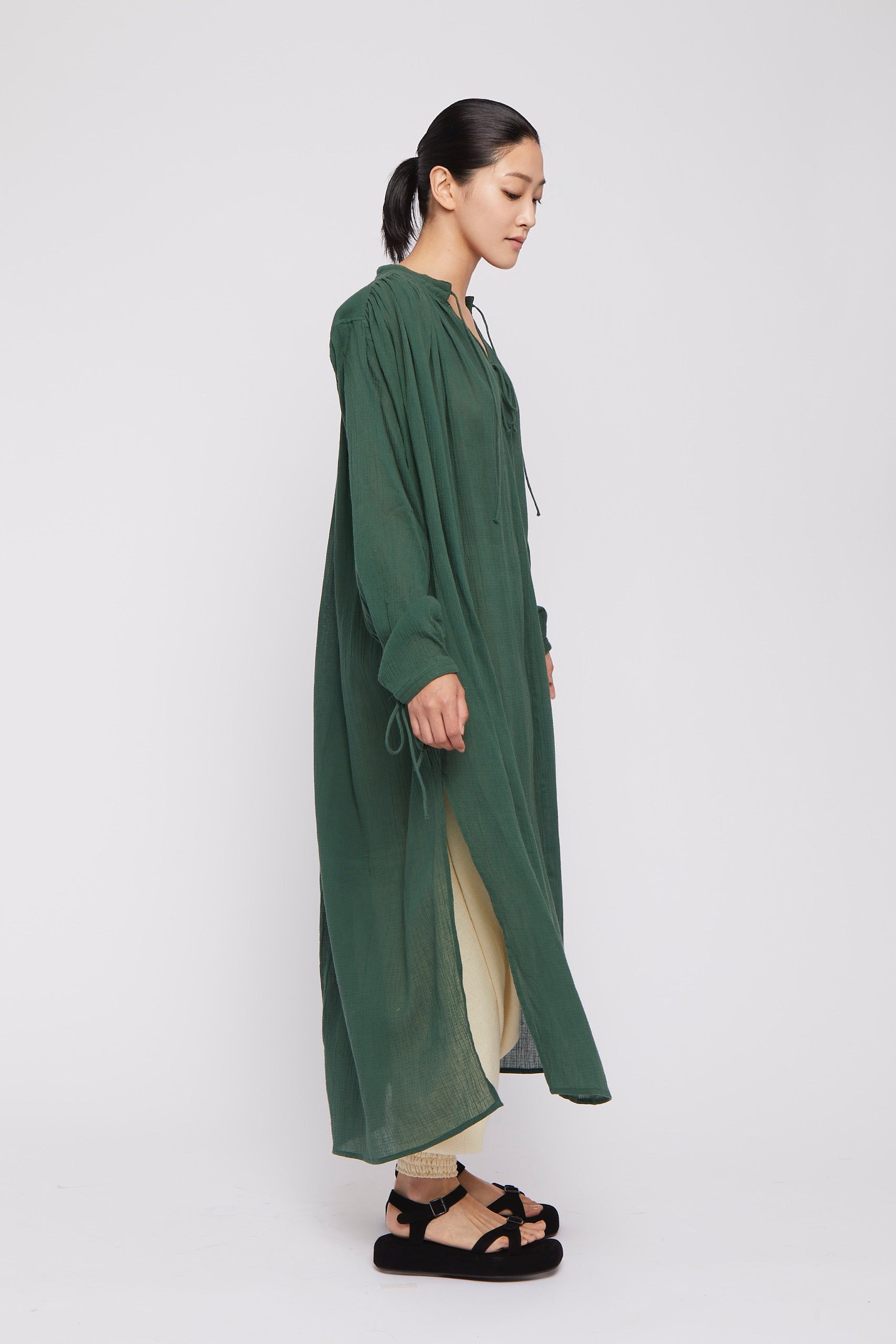ZNOSTOCK_YELLOW ROBE NEW CIGARETTE - Yellow