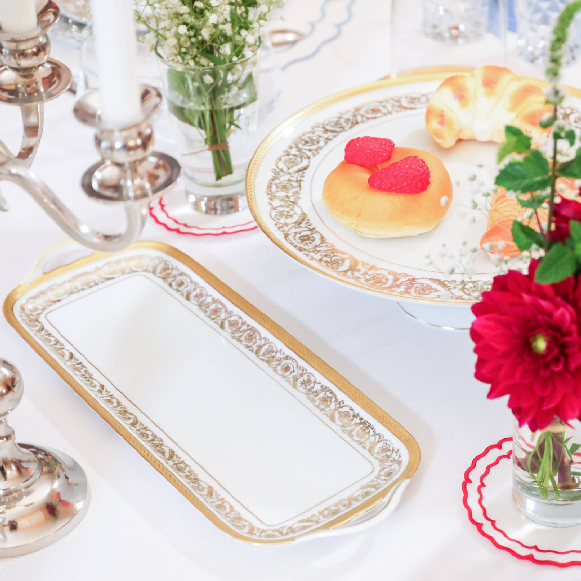 Assiette de présentation Ambassade en porcelaine - Or