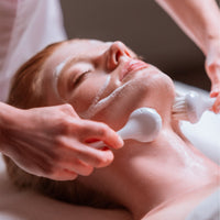 Le Rituel Nettoyant Profond avec Jet Peel™ & LED 6h - 4x1H30