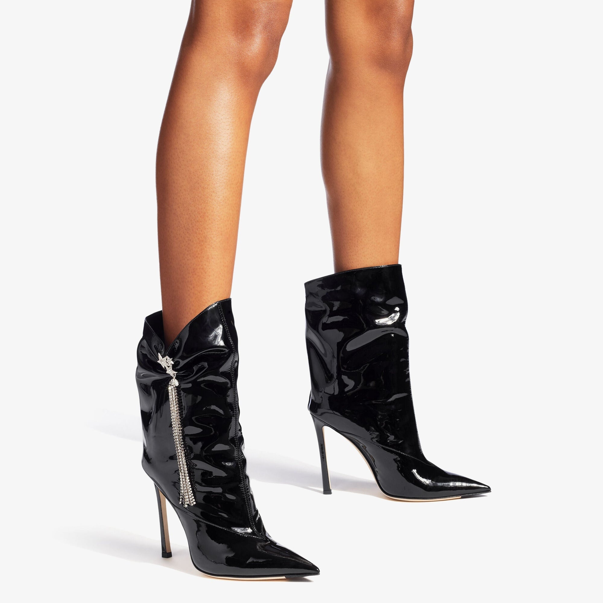 ZNO STOCK 0 DJV 1/1 ST 1 Price 250 / Reco 220 BLACK Boot 221ORIEL 110 JGU BLACK