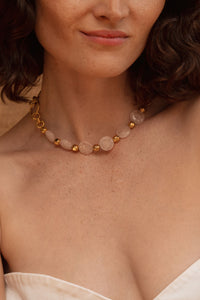 Collier Round & Chain doré à l'or fin et Quartz - Rose