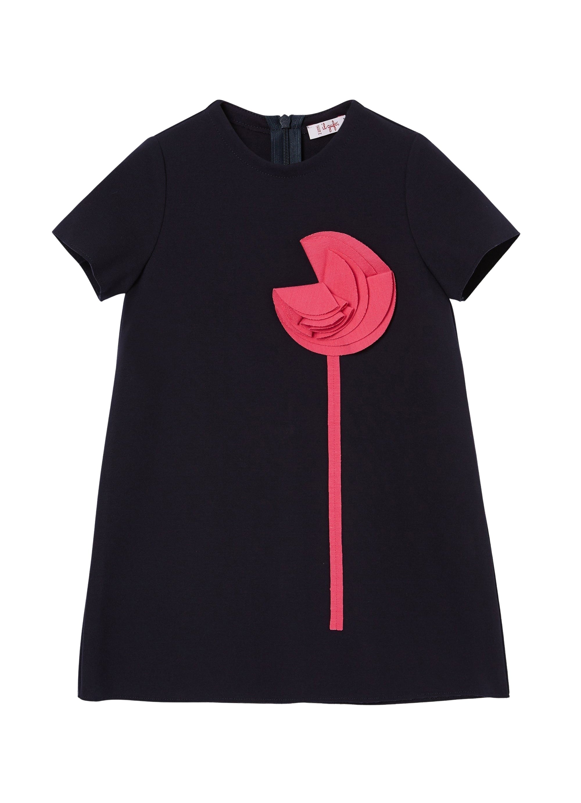 vestito blu a mezza manica con fiore fuxia