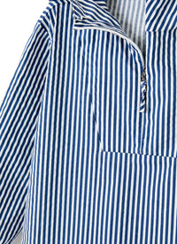 Camicia a righe con cappuccio