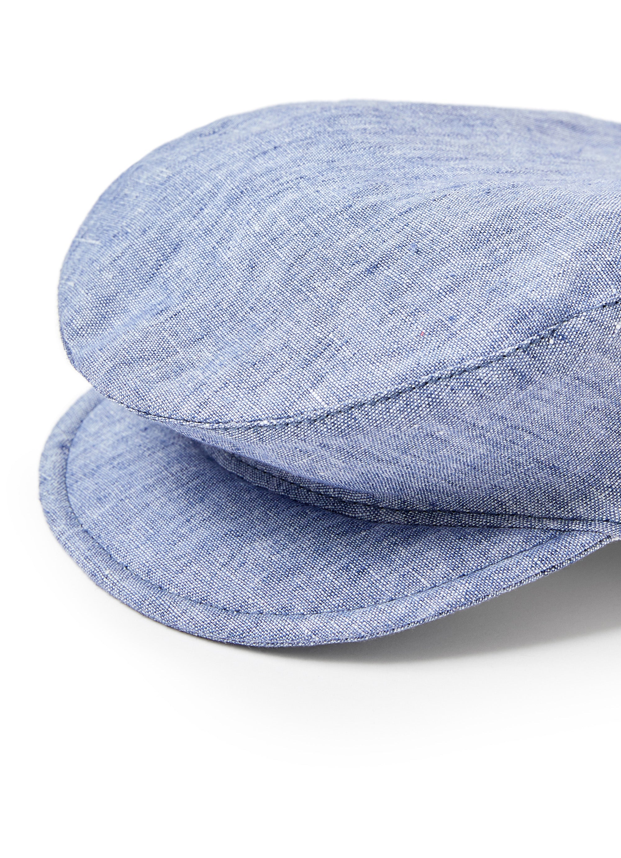 Cappello in 100% lino celeste