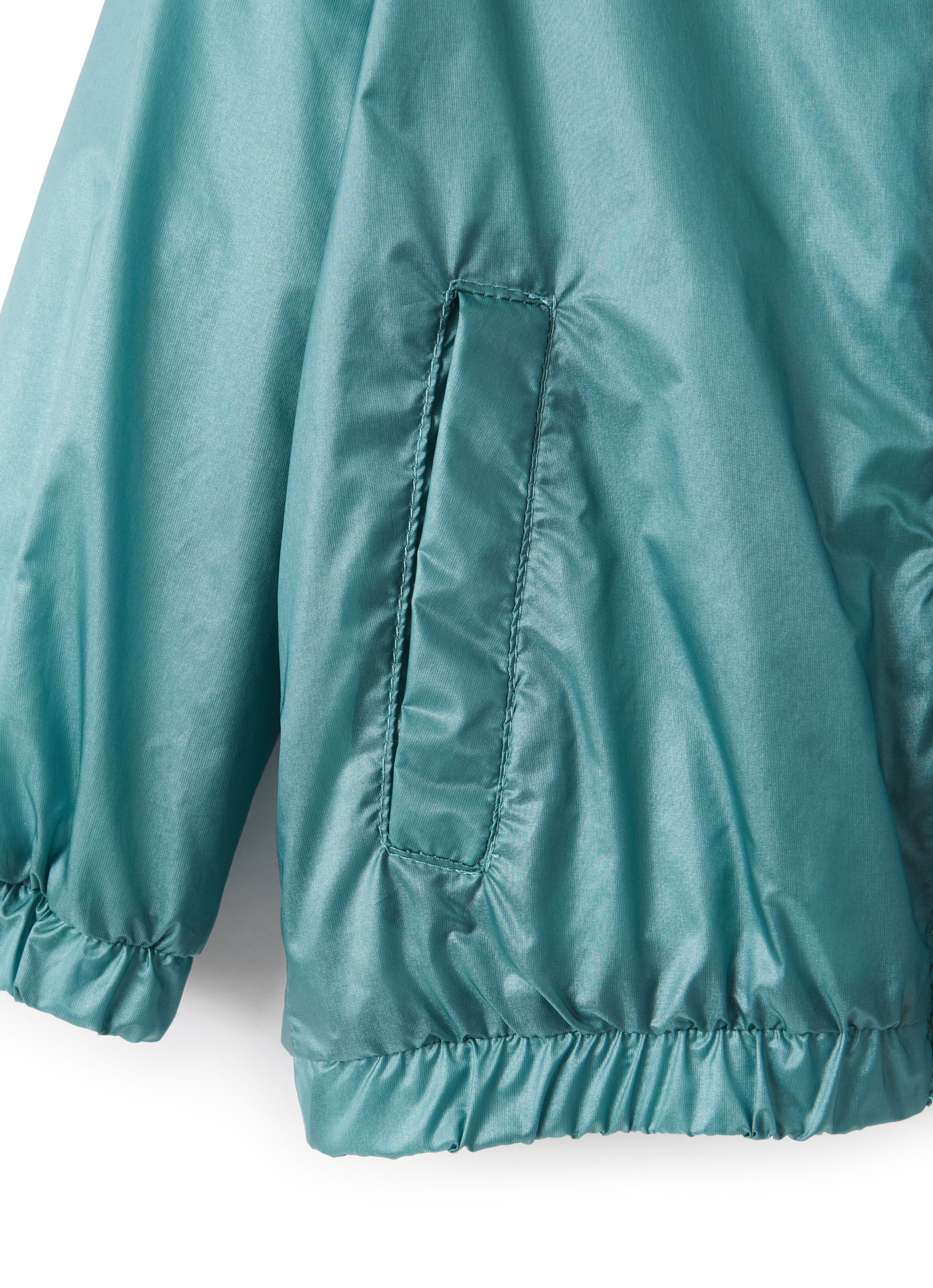 Giubbino in nylon verde con cappuccio
