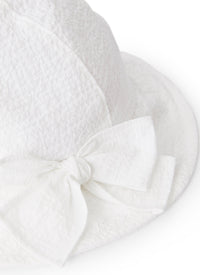 Cappello in cotone goffrato bianco