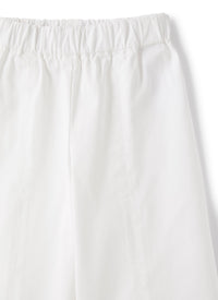 Pantalone capri in gabardina bianca