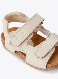 Deer-effect grained leather sandals - Ginger